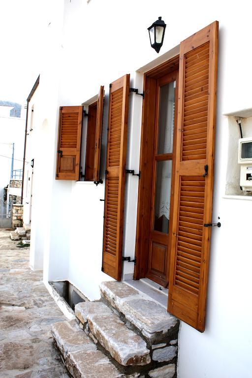 Matina - Stavros Traditional Houses Koronos Habitación foto